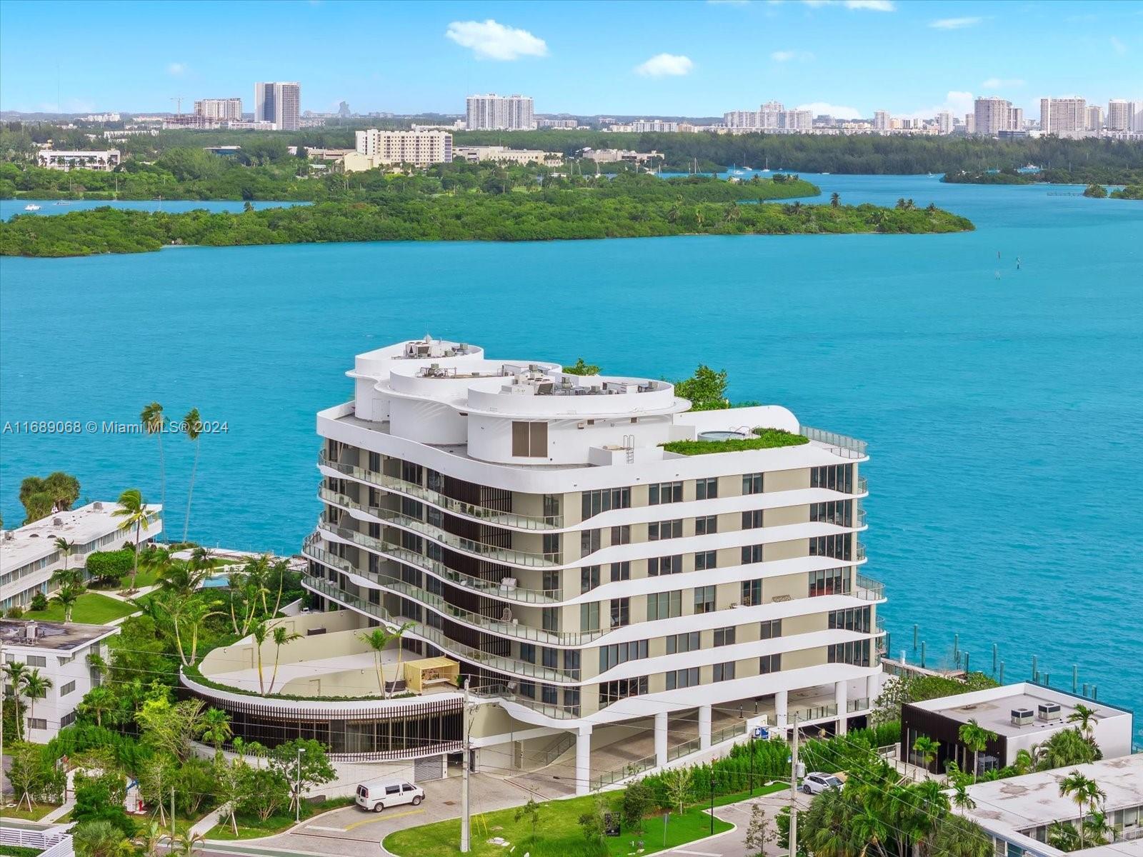 BAY HARBOR ISLAND - Residential