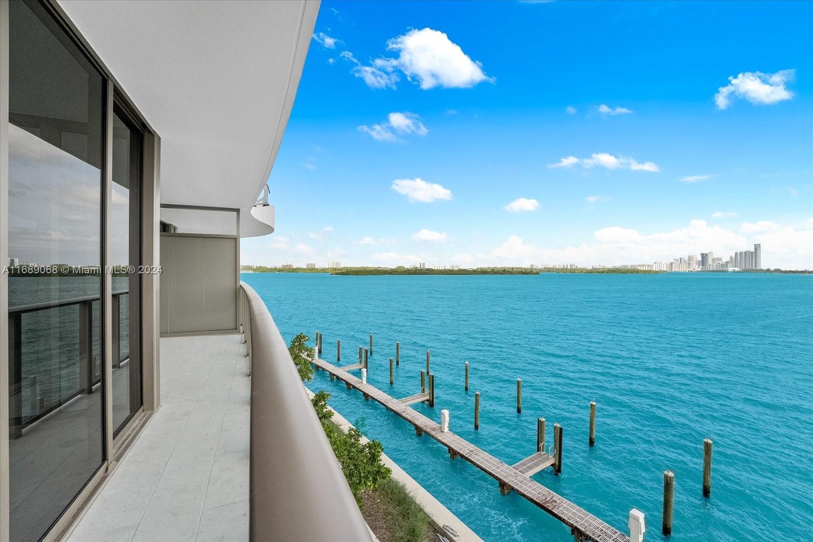 BAY HARBOR ISLAND - Residential
