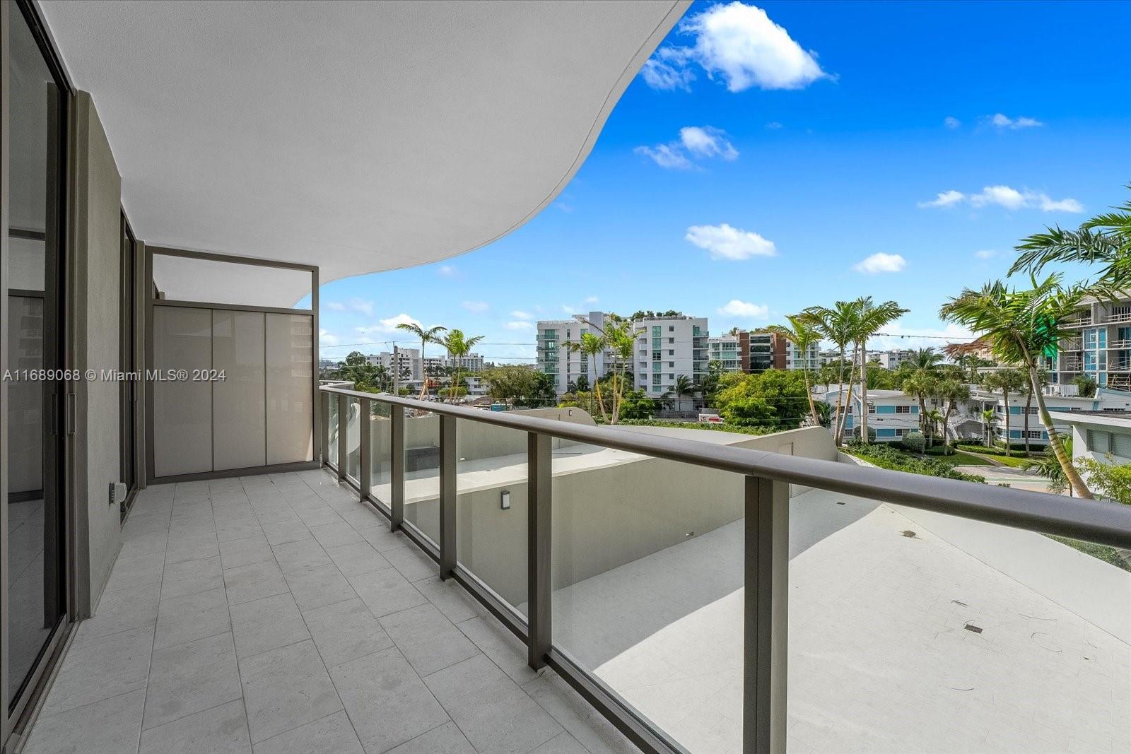 BAY HARBOR ISLAND - Residential