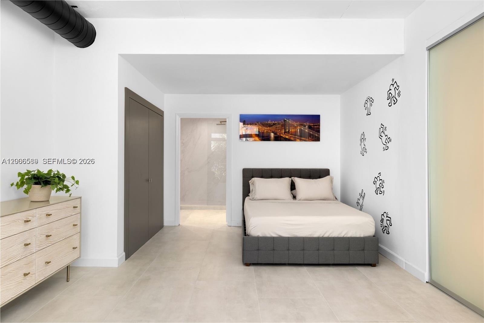 THE MERIDIAN CONDO - Residential