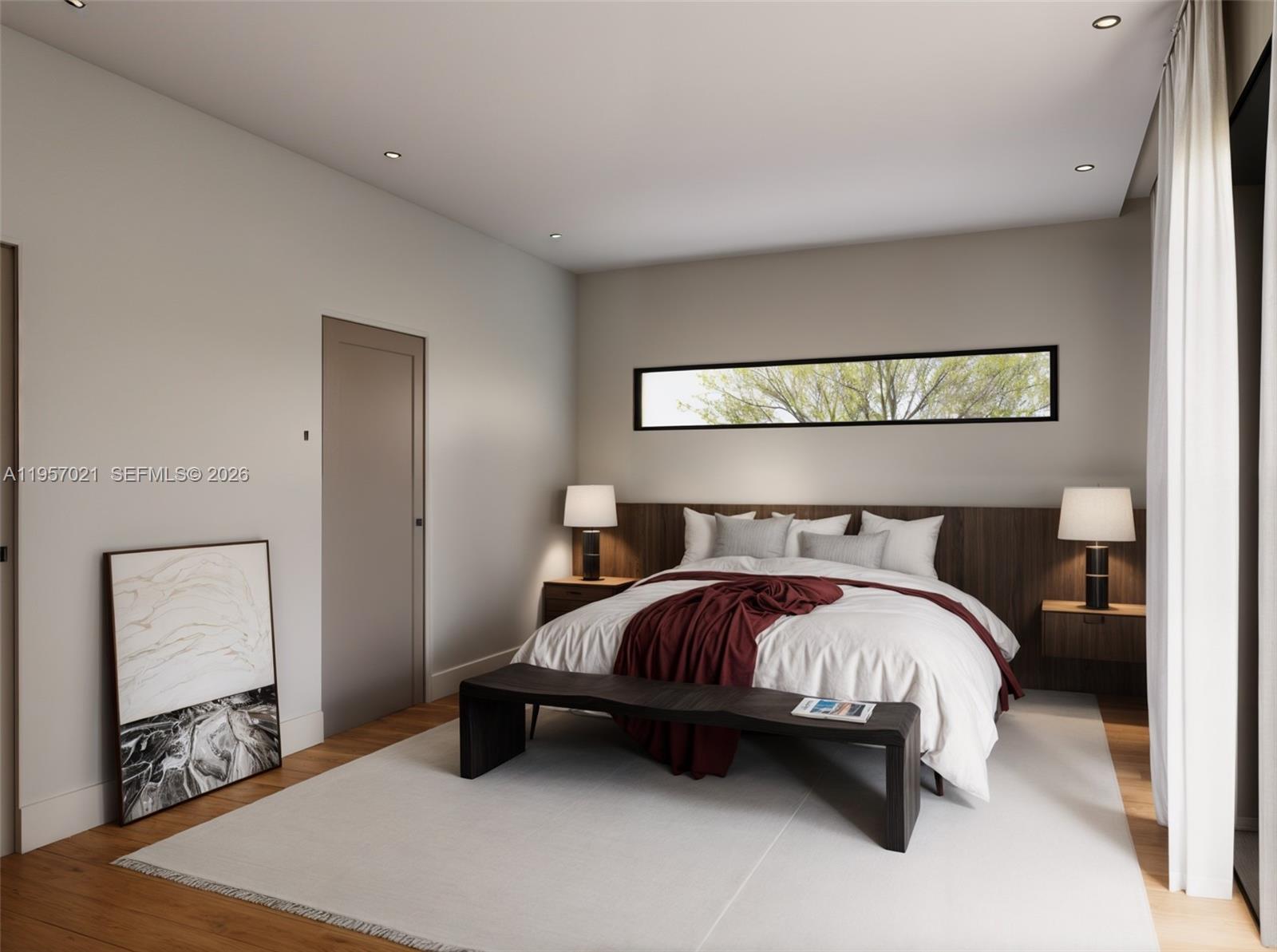 HOLLYWOOD TERRACE - Residential