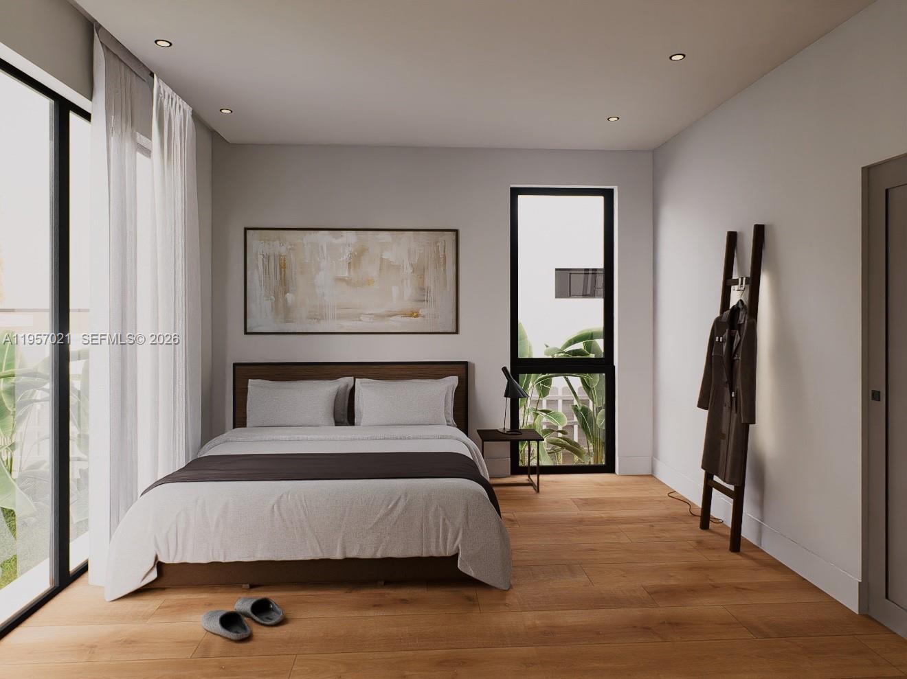 HOLLYWOOD TERRACE - Residential