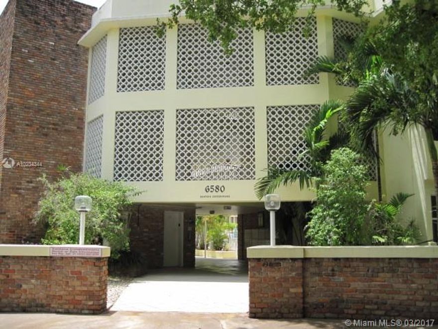 Comfortable studio on first floor in the heart of prestigious South Gables in a very Perfect Location: Directly across US1 from University of Miami, walking distance to grocery stores, Sunset Place Mall & Theaters, restaurants, entertainment, metro rail station, and more. Tiles throughout, good closets space, balcony, pool view, and one assigned parking space. Must See! For more information, please call.