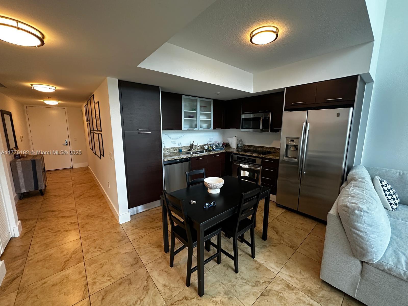 BRICKELL ON THE RIVER S T - Residential Lease