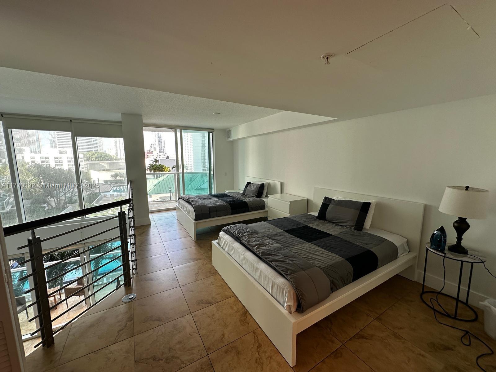 BRICKELL ON THE RIVER S T - Residential Lease