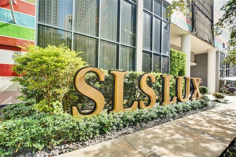 801 S Miami Ave 2405 Miami FL 33130