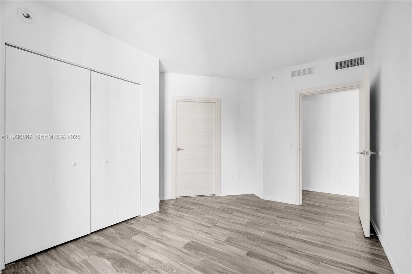 801 SMA RESIDENCES CONDO - Residential