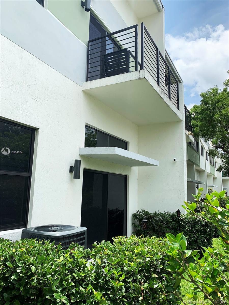 PLANTATION BUSINESS PARK - Residential