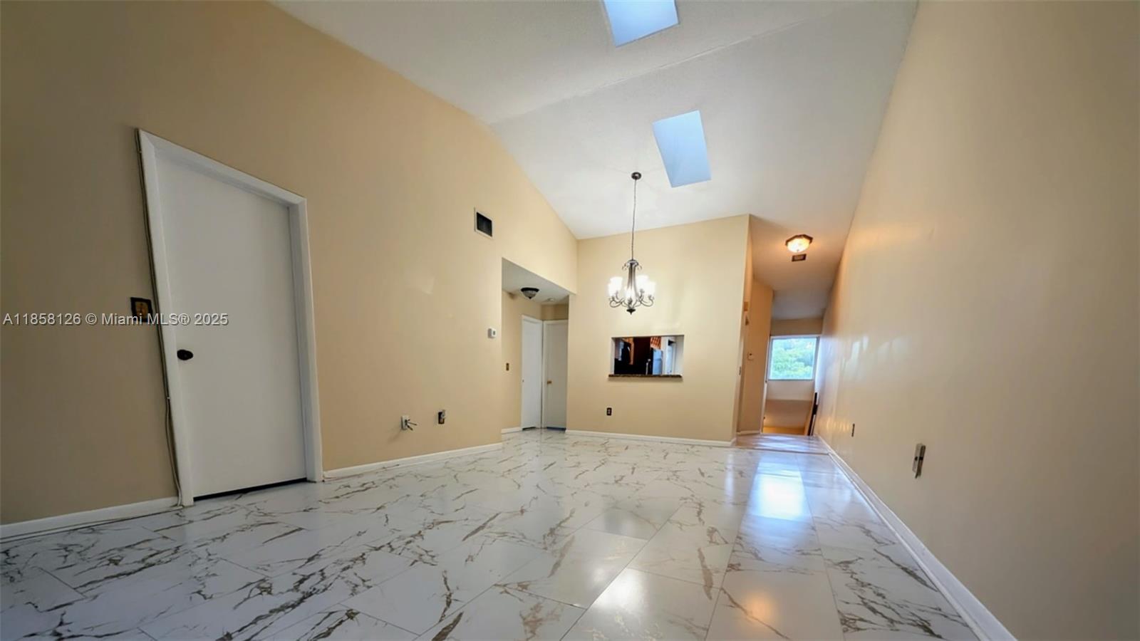 VERANO AT MIRAMAR CONDO - Residential Lease