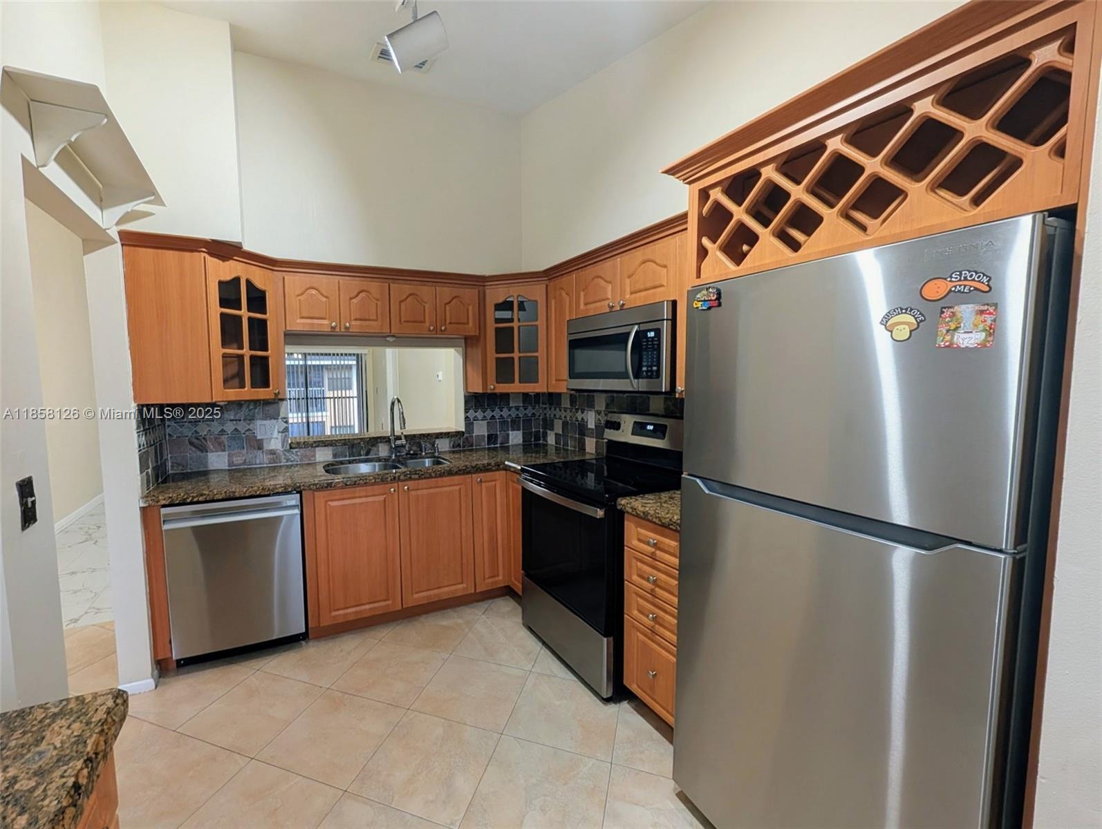 VERANO AT MIRAMAR CONDO - Residential Lease