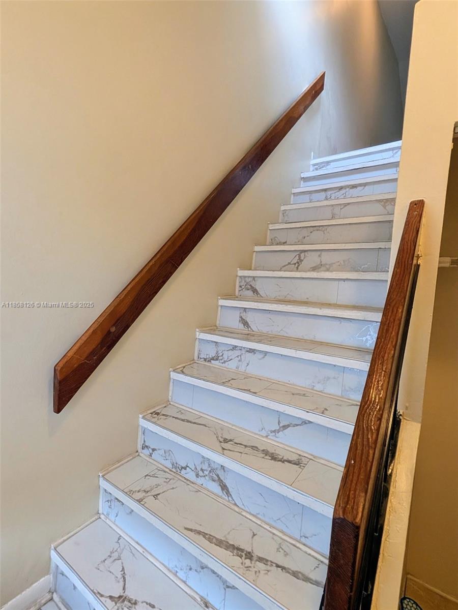 VERANO AT MIRAMAR CONDO - Residential Lease