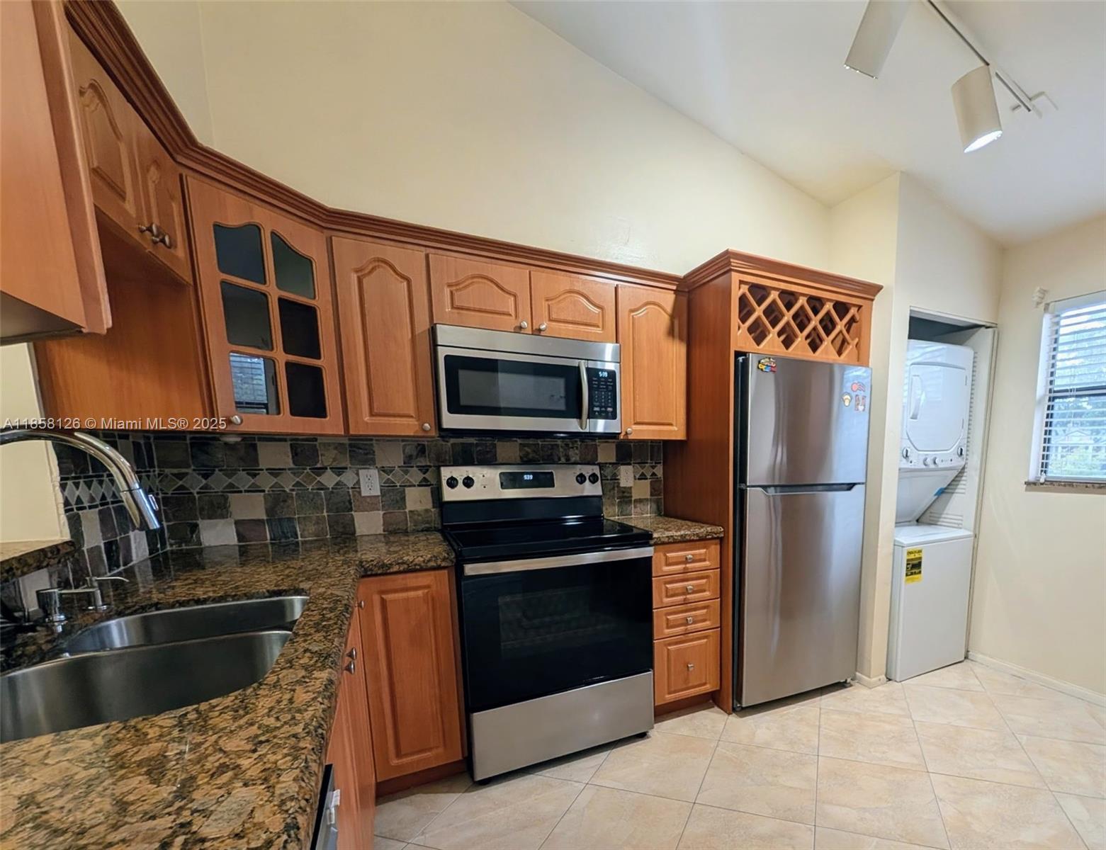 VERANO AT MIRAMAR CONDO - Residential Lease