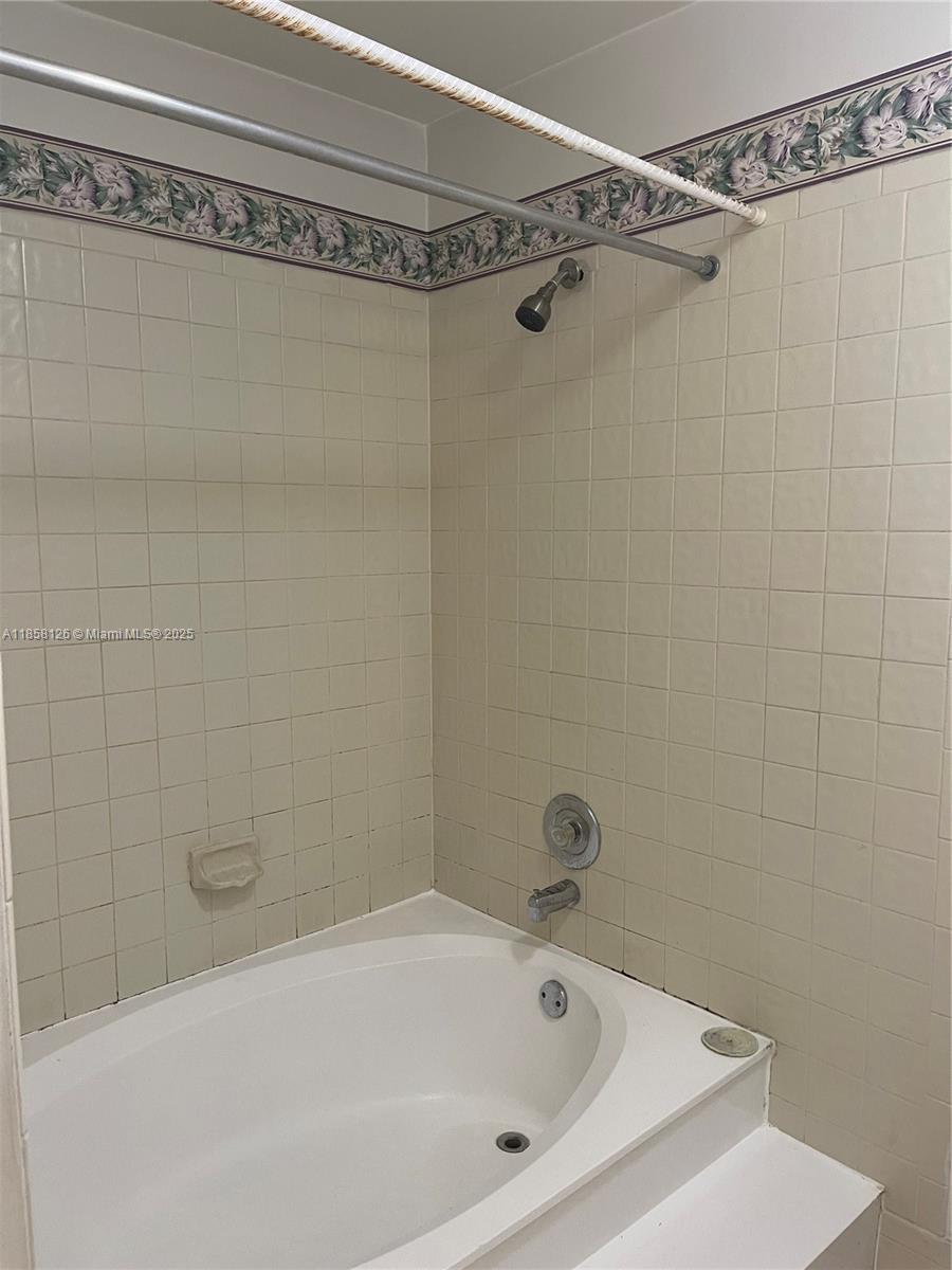 VERANO AT MIRAMAR CONDO - Residential Lease