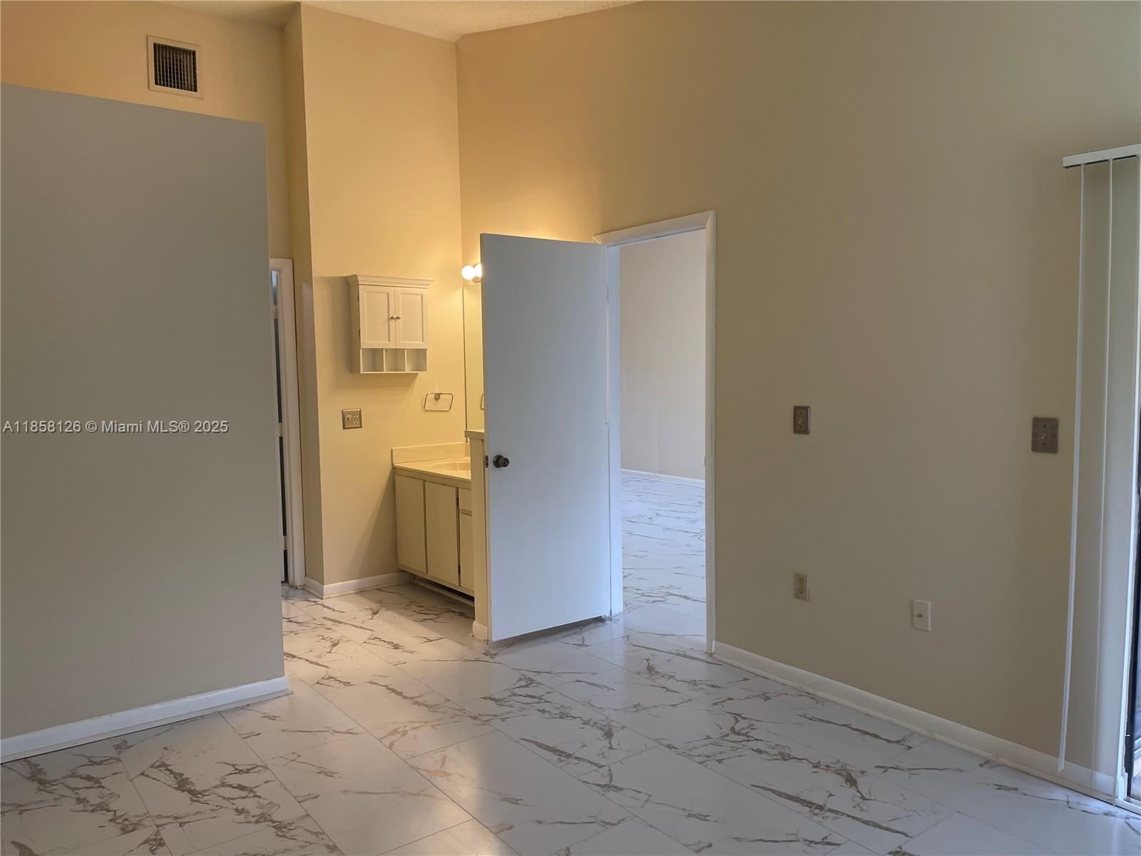 VERANO AT MIRAMAR CONDO - Residential Lease