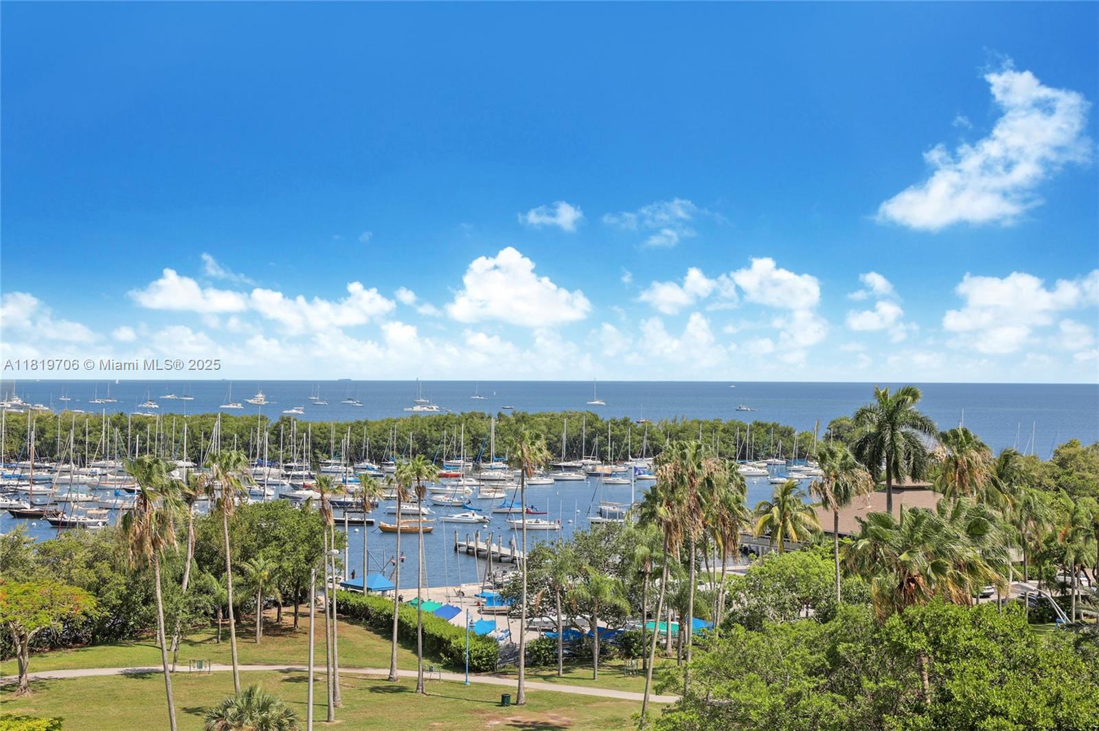 2901 S Bayshore Dr 7E, Miami, Broward County, Florida - 2 Bedrooms  
2 Bathrooms - 