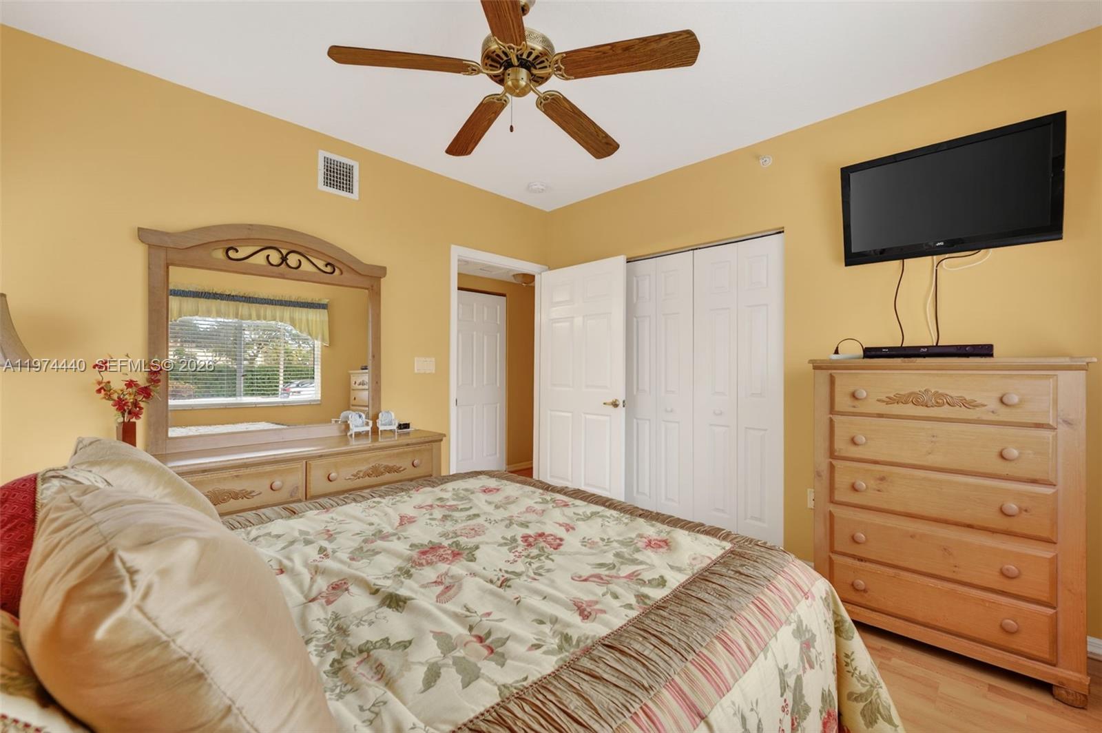 MIRAGE AT CRYSTAL LAKE CO - Residential