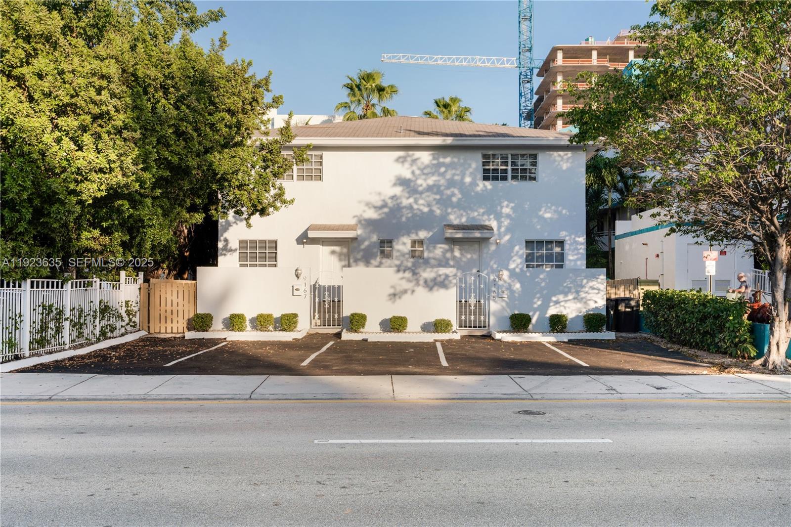 ALTOS DEL MAR NO 4 - Residential Lease