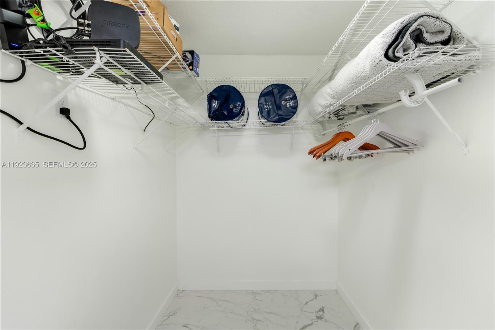 ALTOS DEL MAR NO 4 - Residential Lease