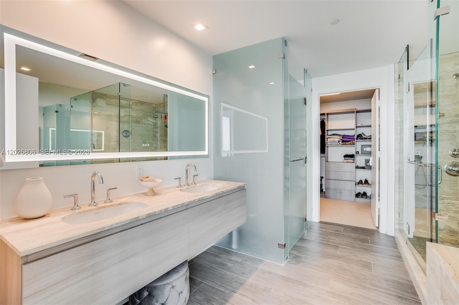 BISCAYNE BEACH CONDO - Residential