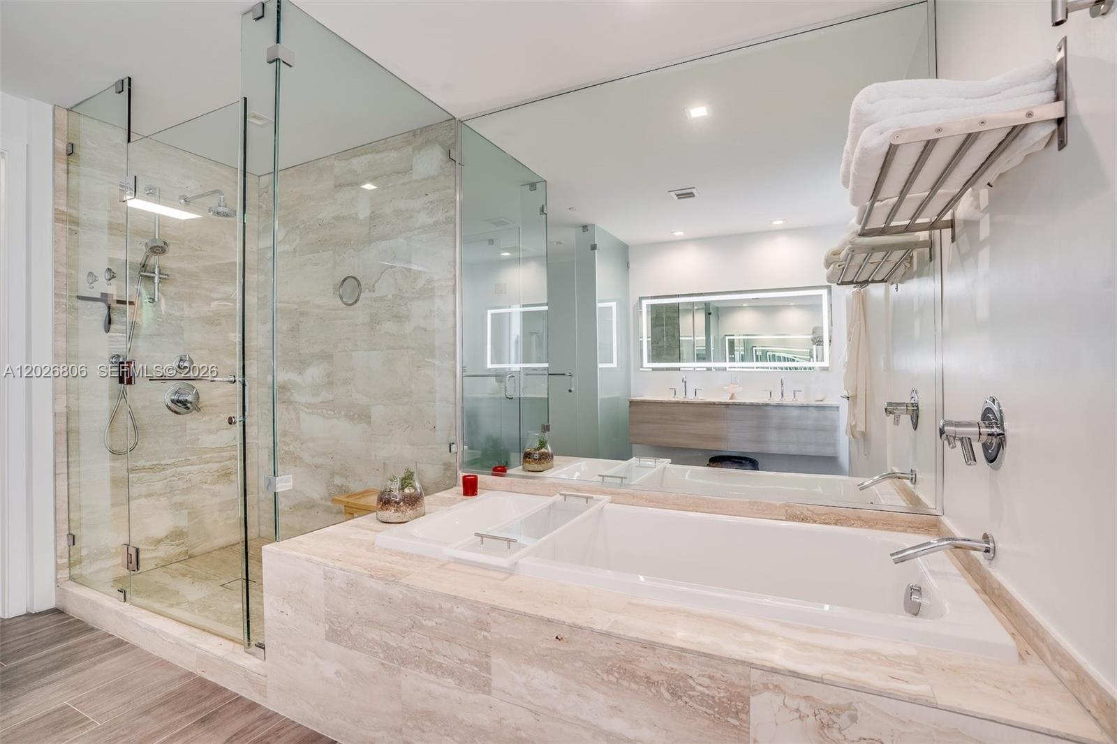 BISCAYNE BEACH CONDO - Residential