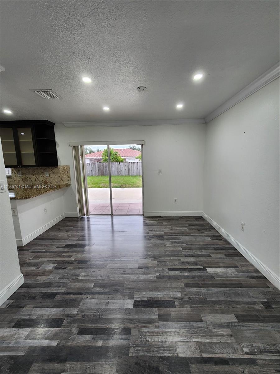 Photo 9 of 28 of 11305 SW 246th St house