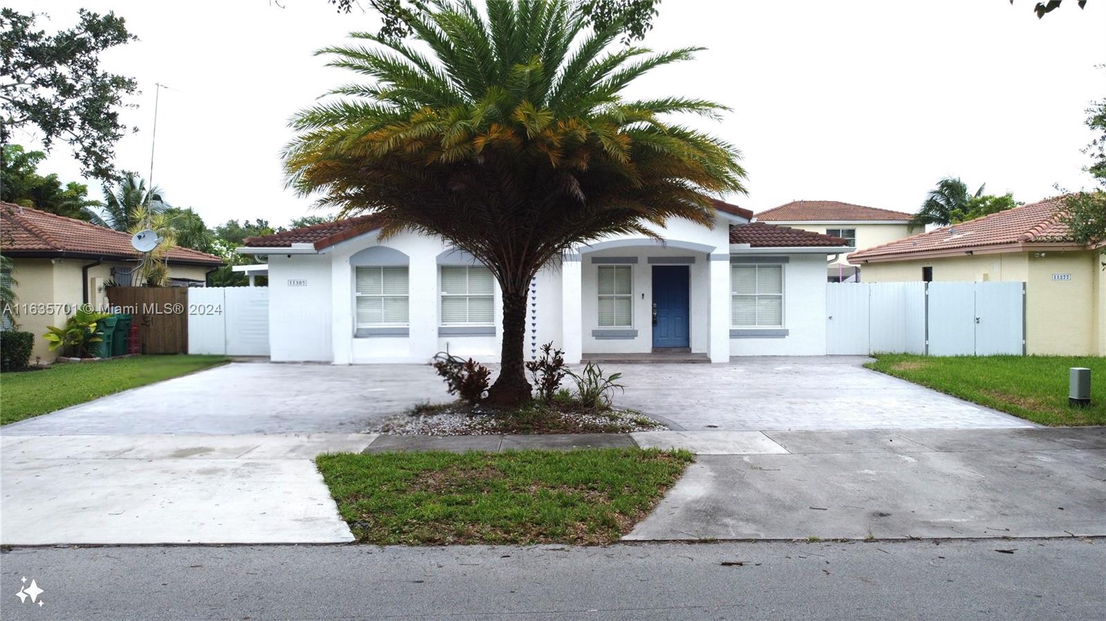 View Homestead, FL 33032 house