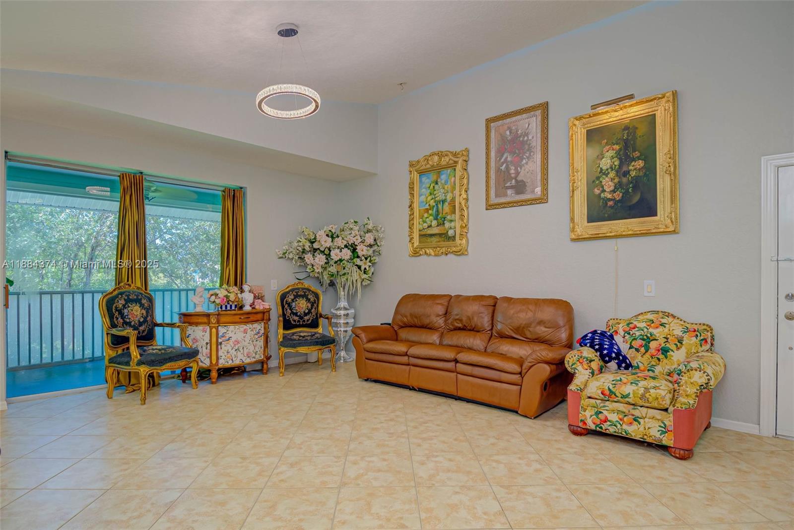 PINE KEY RESORT - Residential