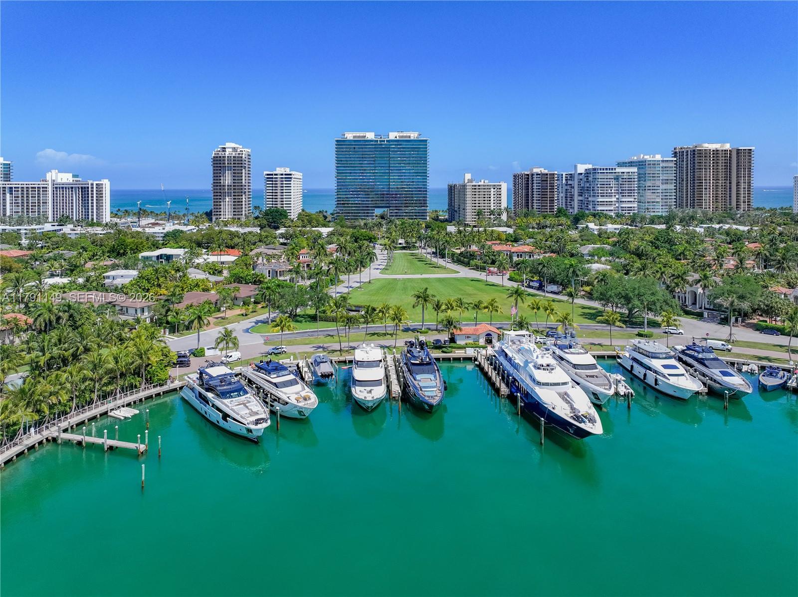 10201 Collins Ave 605