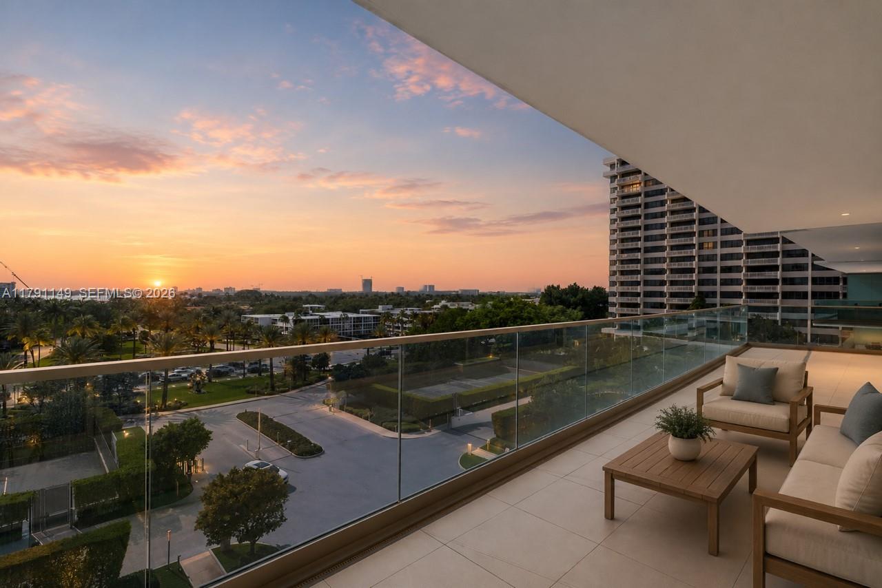 OCEANA BAL HARBOUR CONDO - Residential