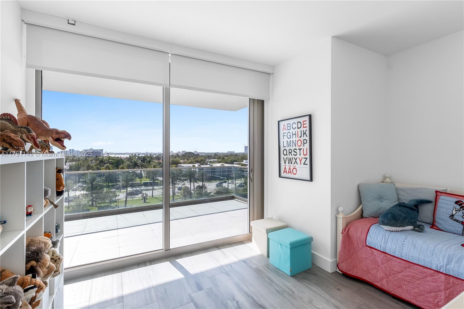 OCEANA BAL HARBOUR CONDO - Residential