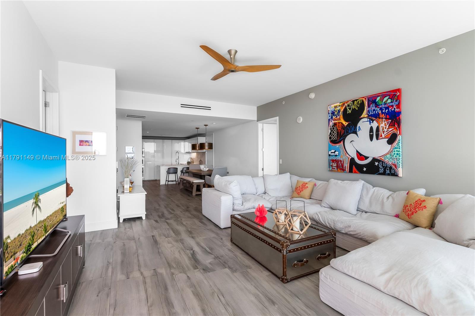 OCEANA BAL HARBOUR CONDO - Residential