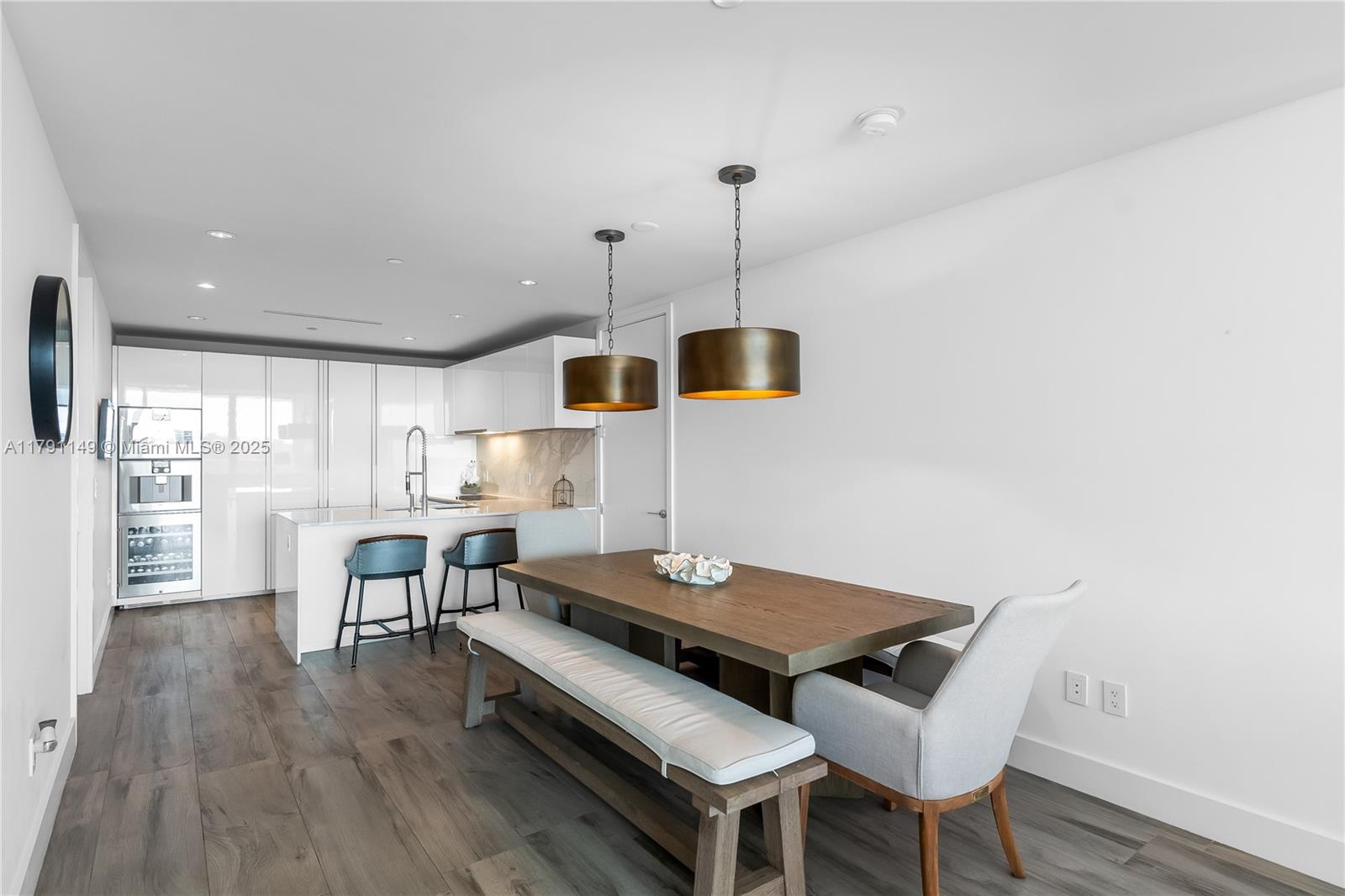 OCEANA BAL HARBOUR CONDO - Residential