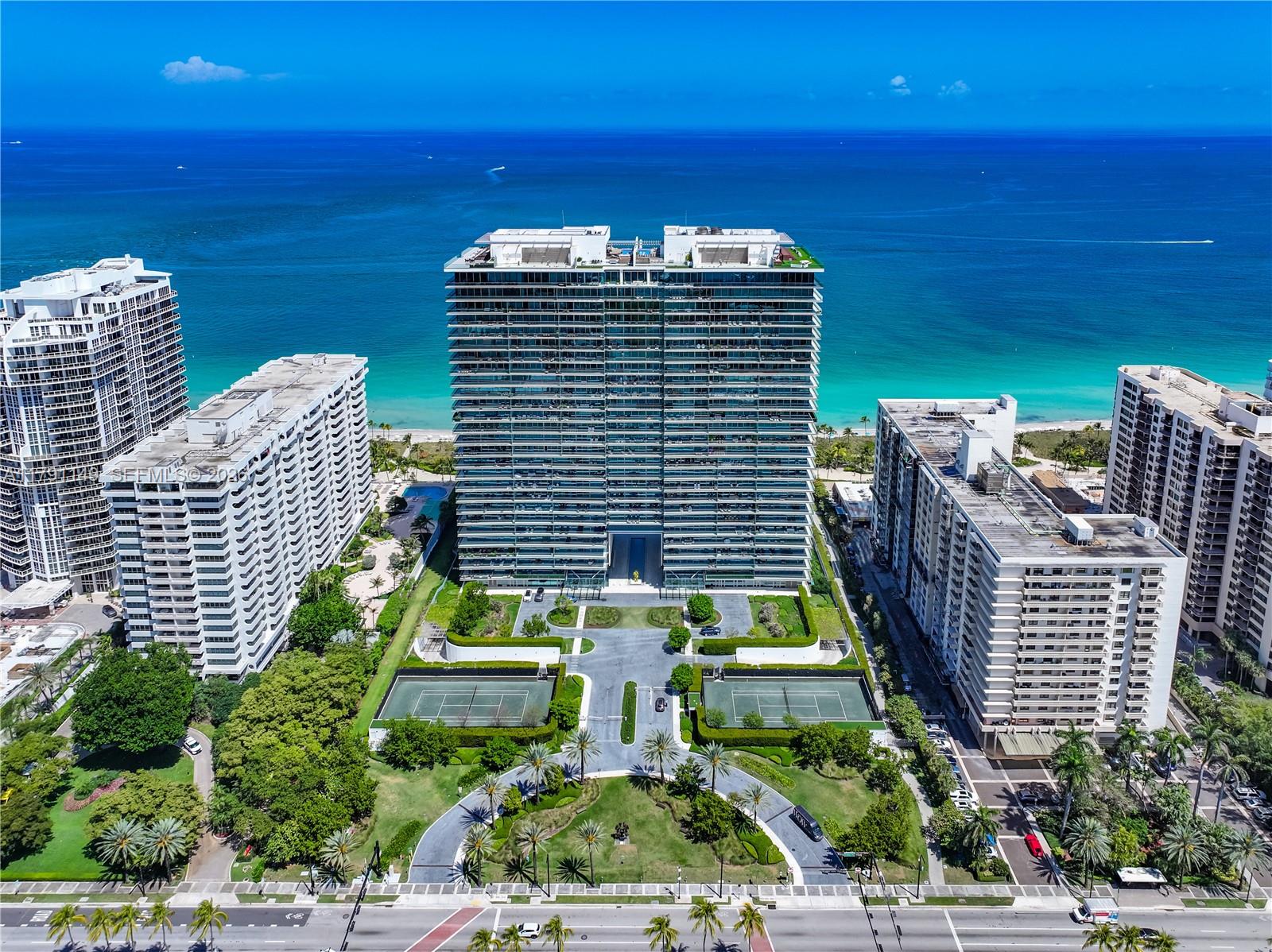 10201 Collins Ave 605