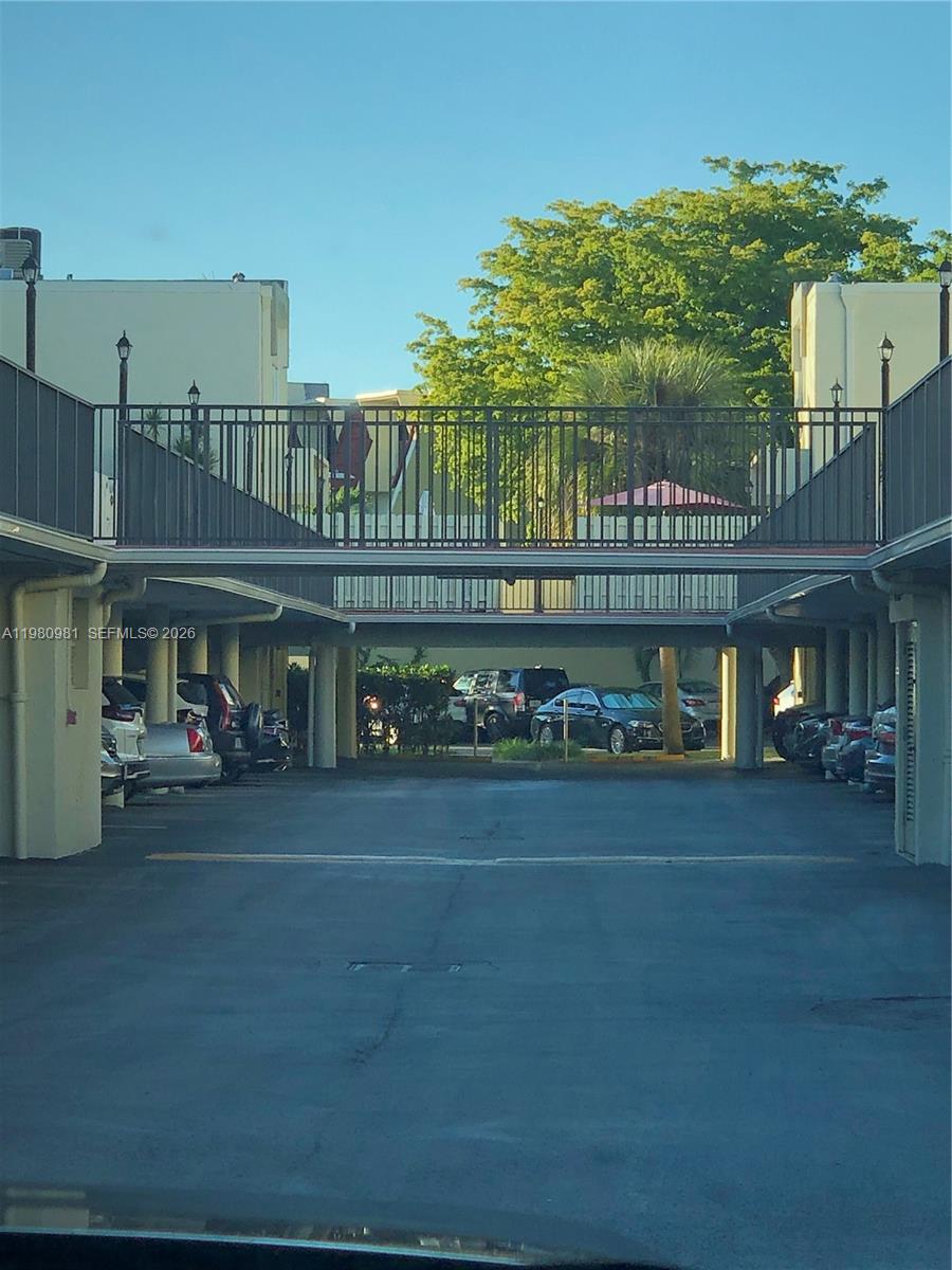 NORTHGATE TOWNHOUSE CONDO - Residential Lease