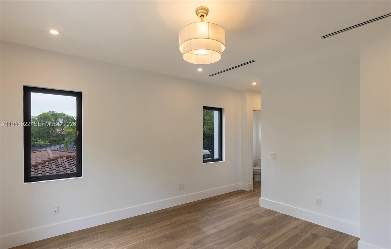 CORAL GABLES BILTMORE SEC - Residential