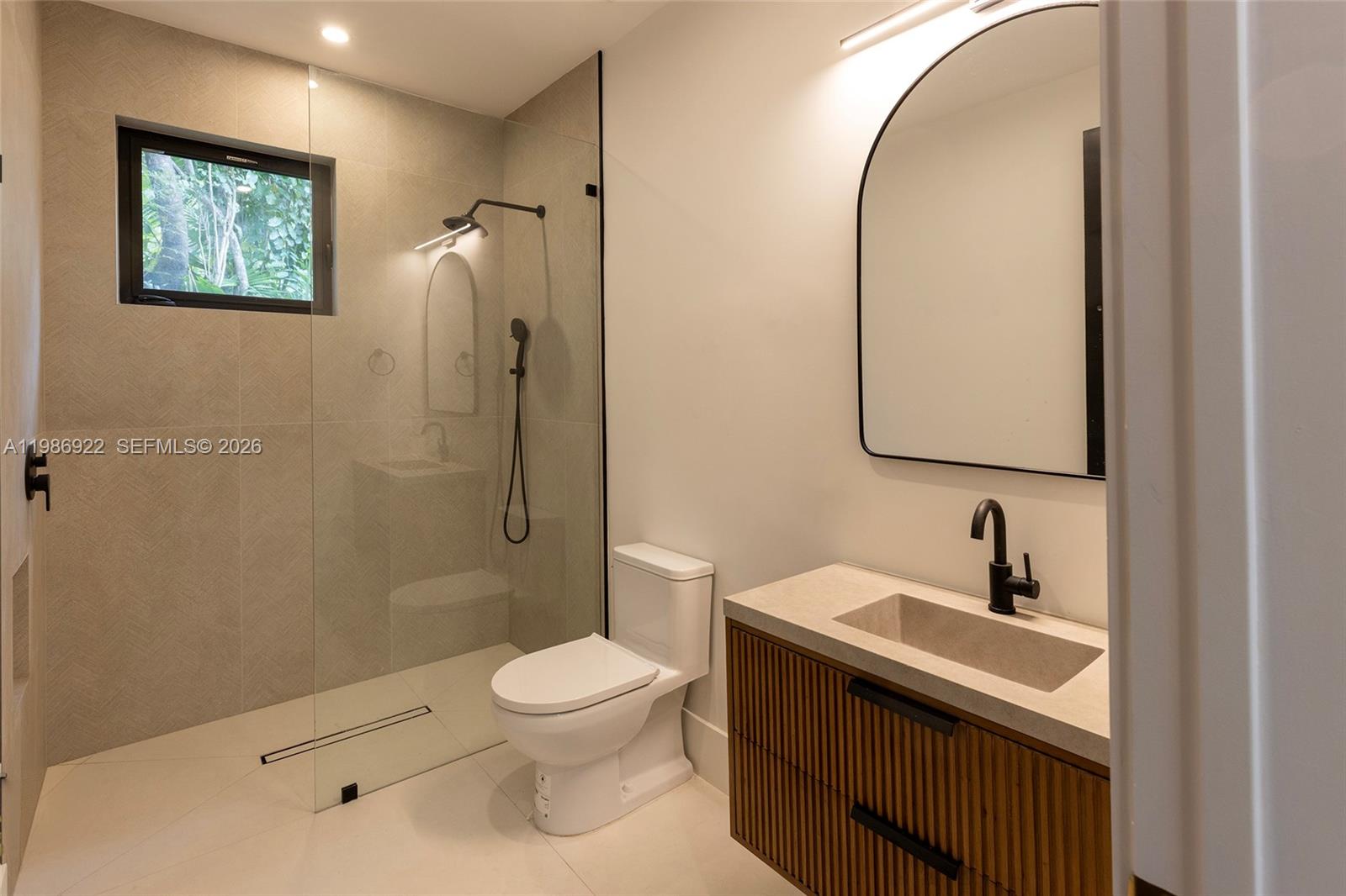 CORAL GABLES BILTMORE SEC - Residential