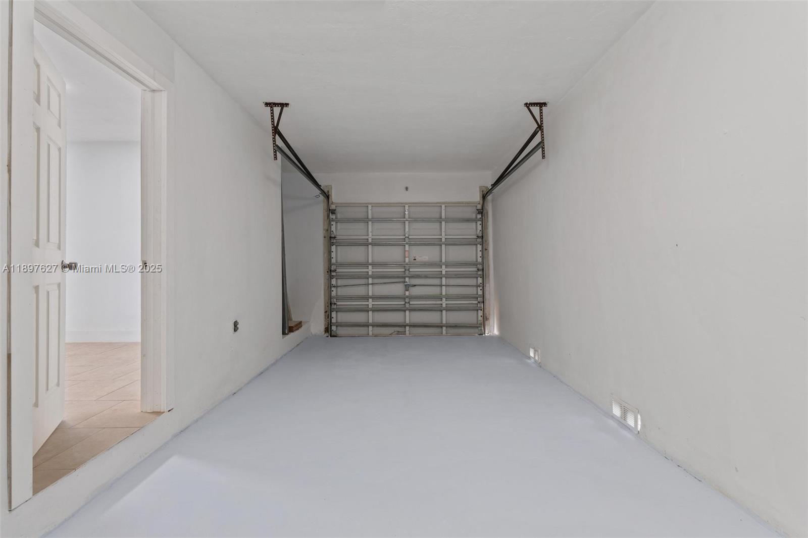 FAIRWAY ESTATES SEC ONE - Residential