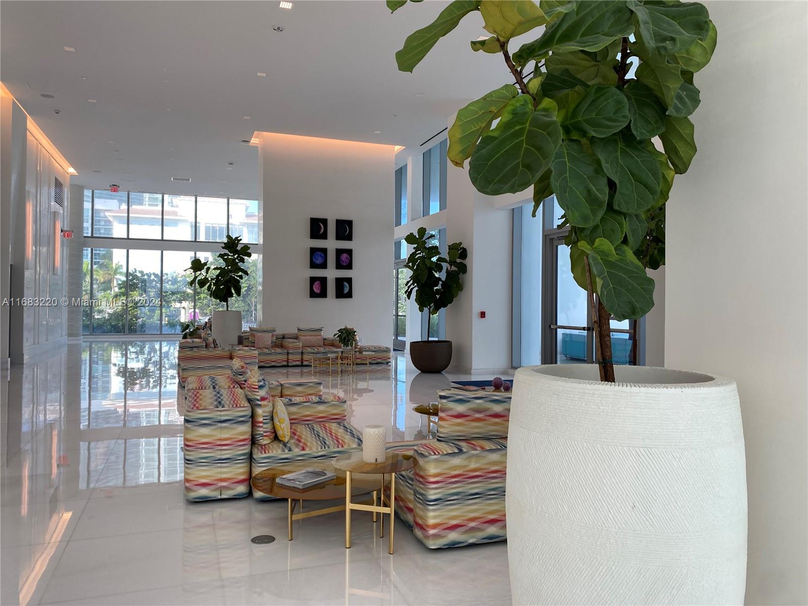 ESCOTTONIA PARK - Residential