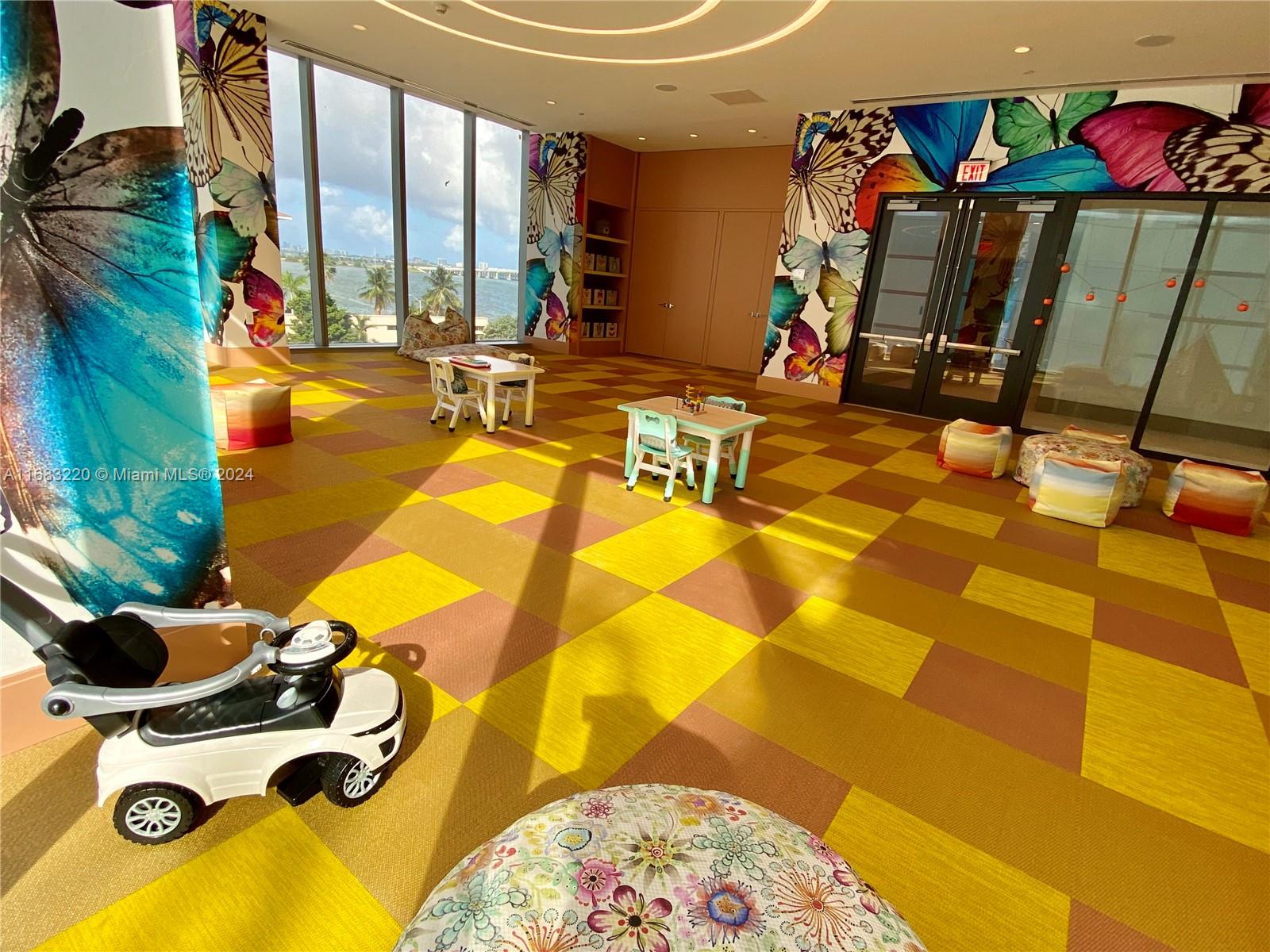 ESCOTTONIA PARK - Residential