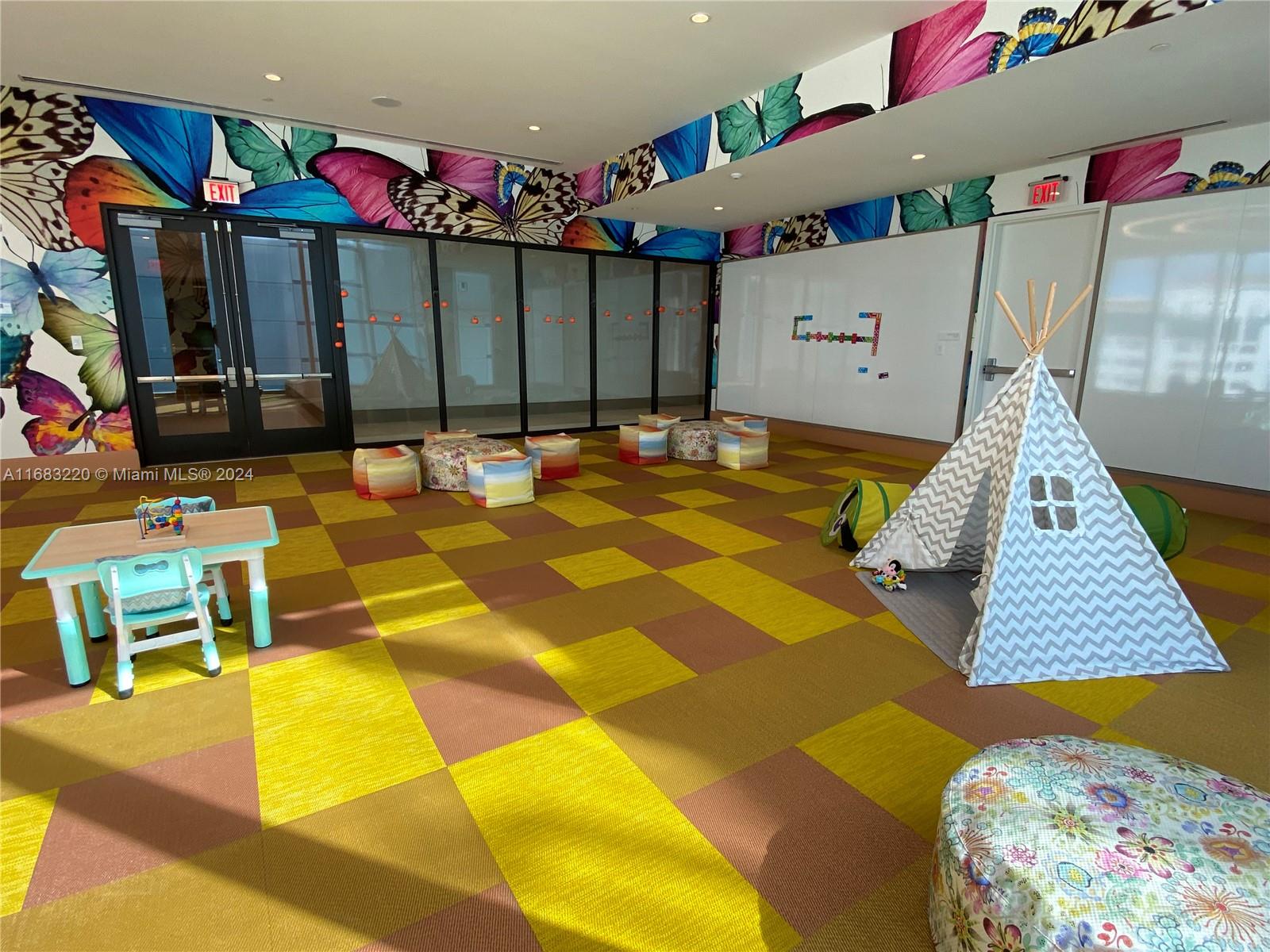 ESCOTTONIA PARK - Residential