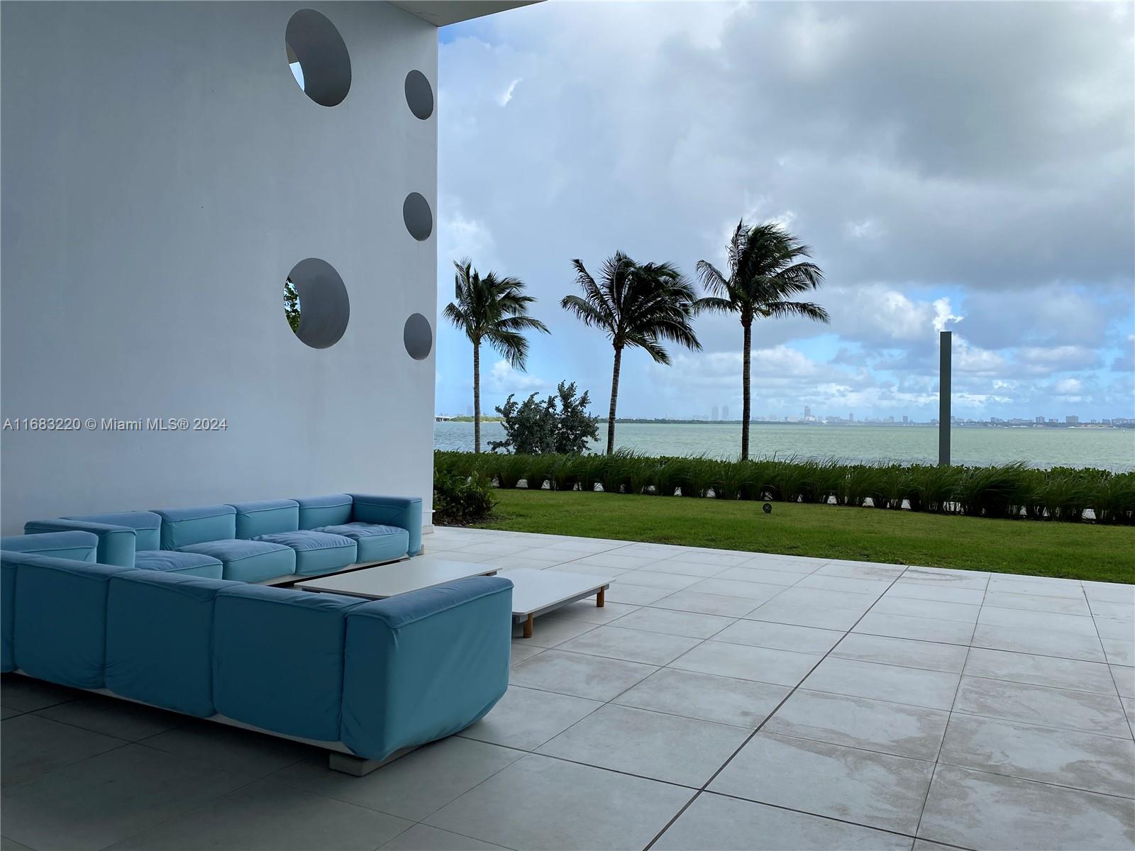 ESCOTTONIA PARK - Residential