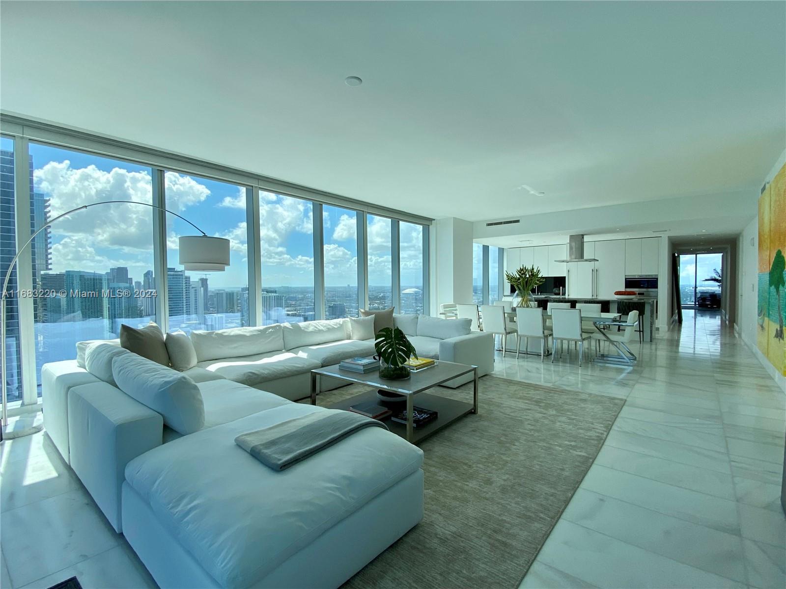 ESCOTTONIA PARK - Residential