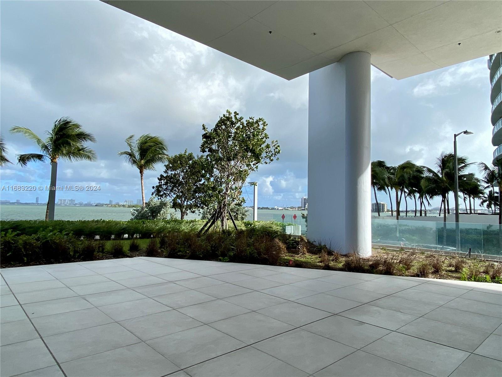 ESCOTTONIA PARK - Residential