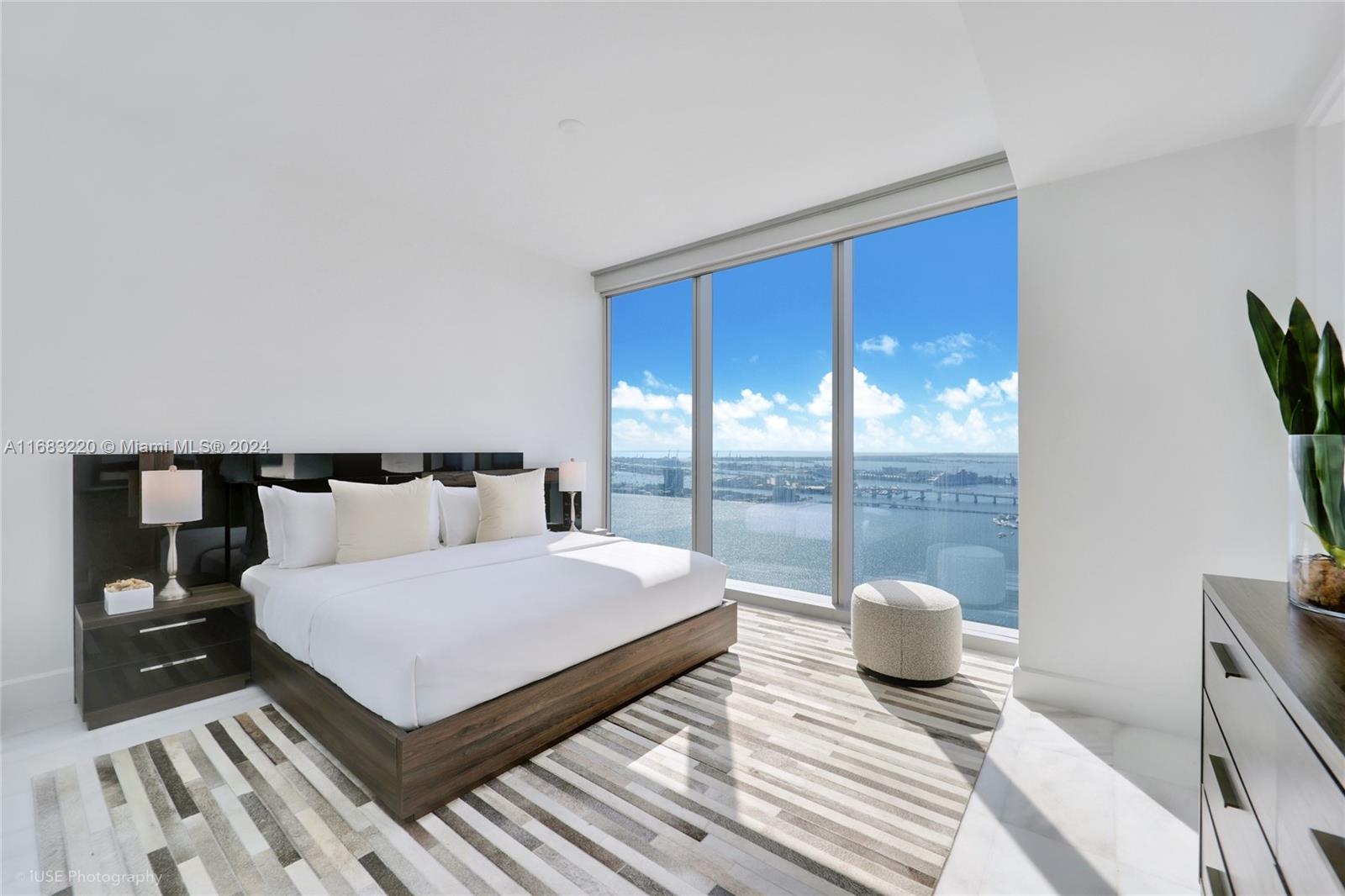ESCOTTONIA PARK - Residential