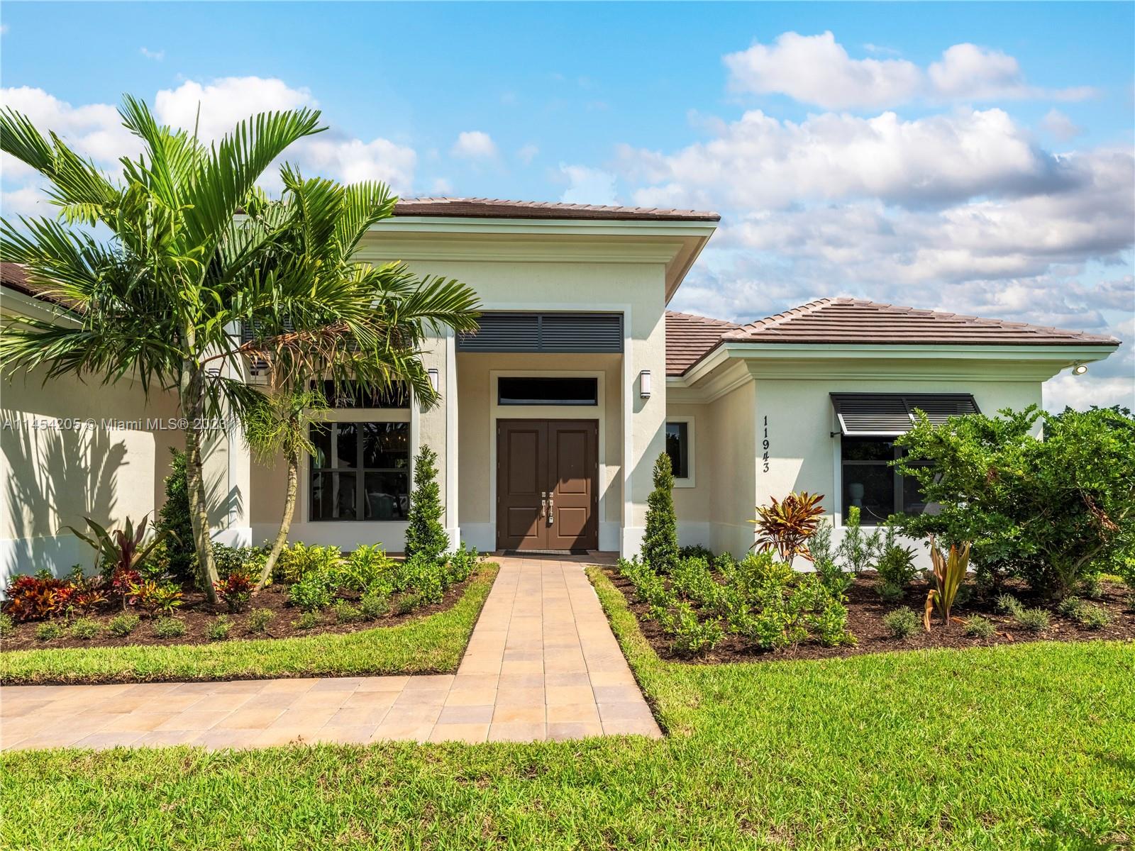 FLAMINGO RANCH ESTATES - Residential