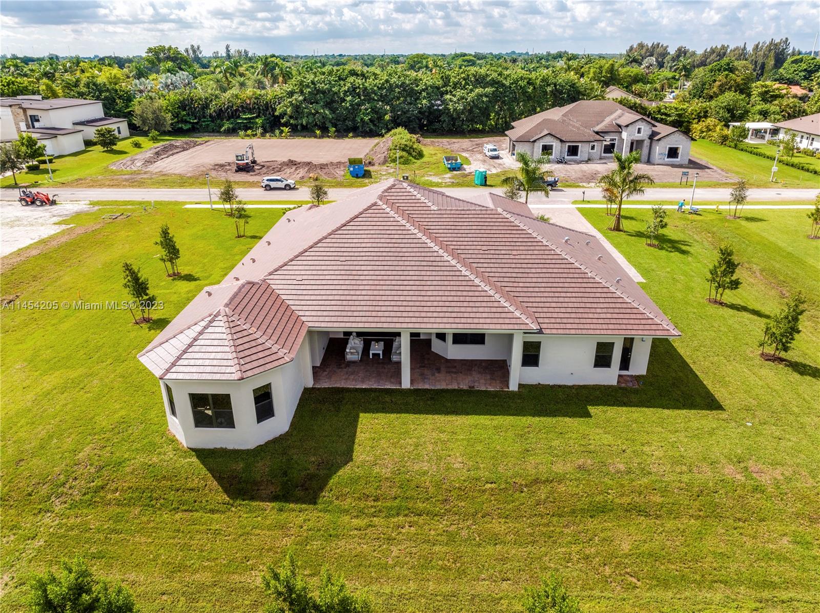 FLAMINGO RANCH ESTATES - Residential