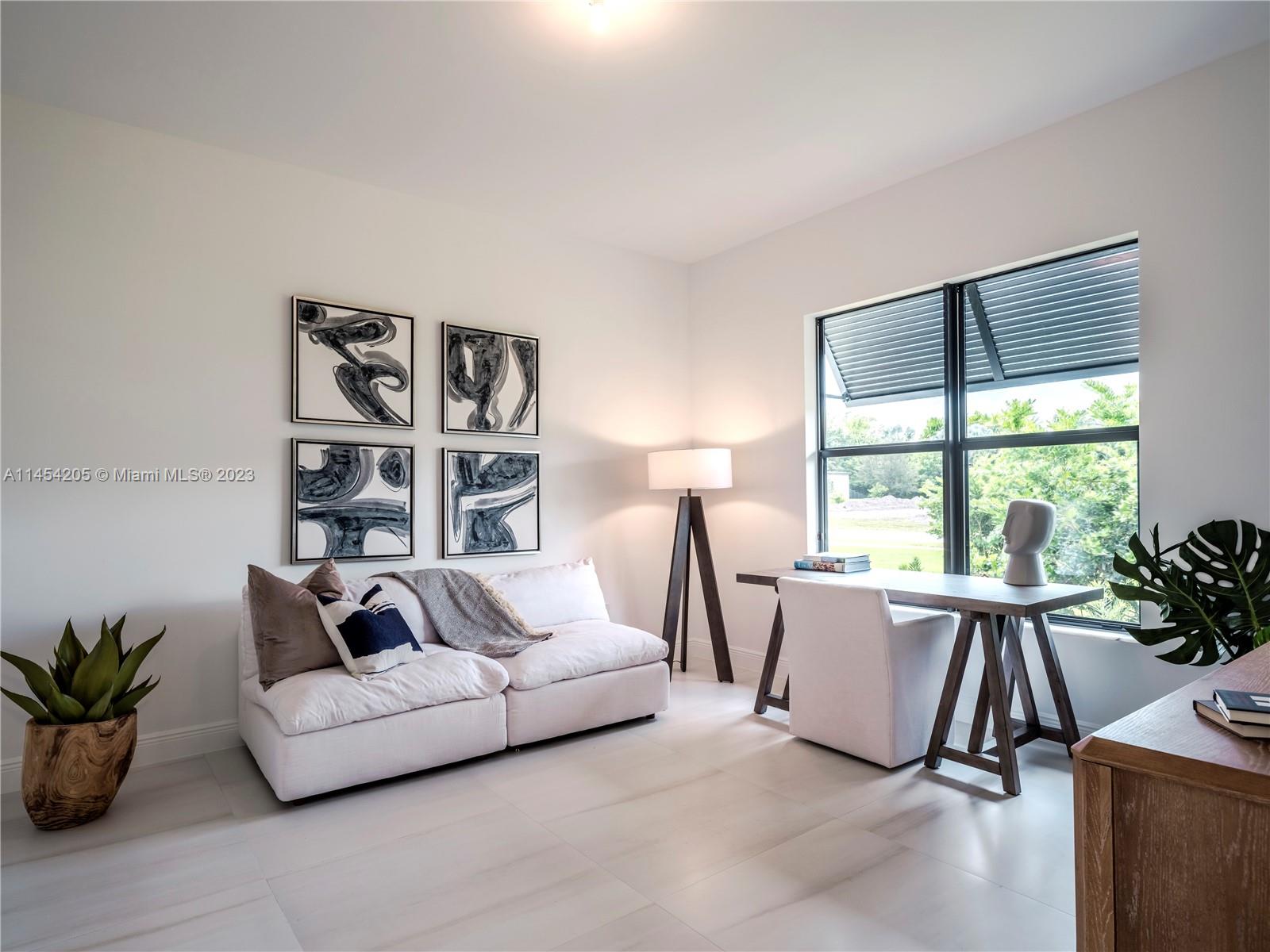 FLAMINGO RANCH ESTATES - Residential