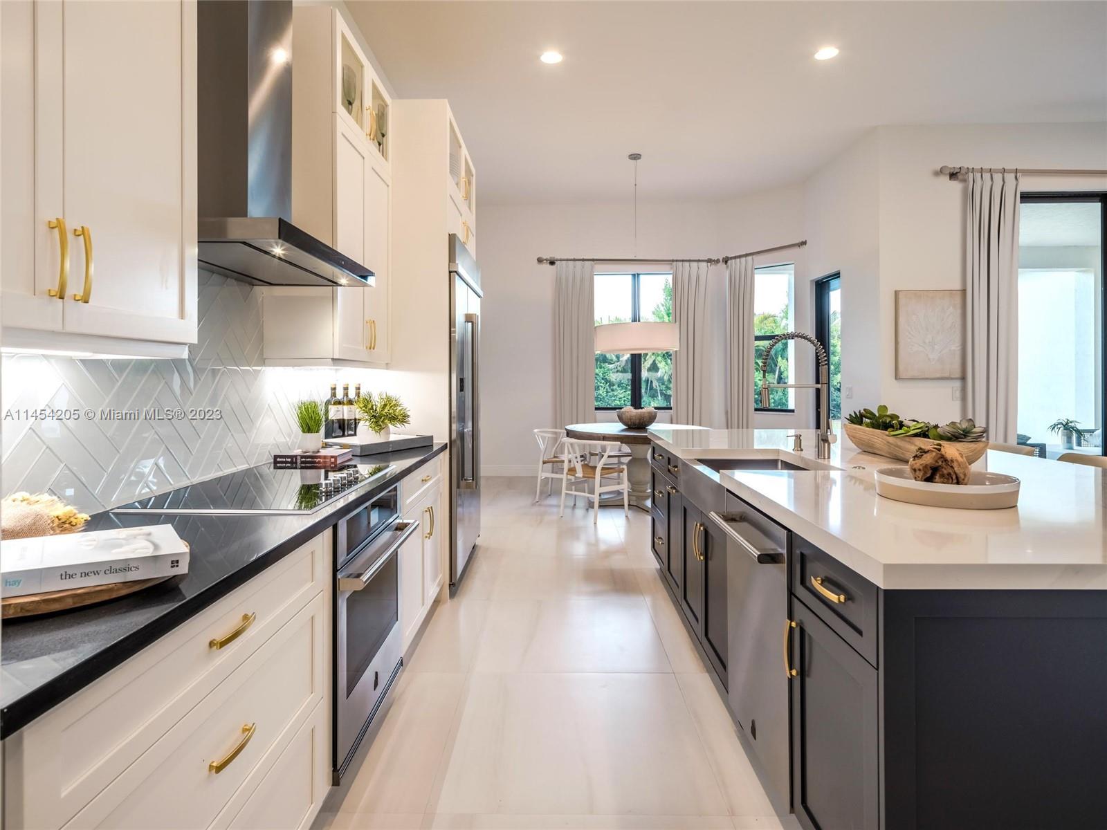 FLAMINGO RANCH ESTATES - Residential