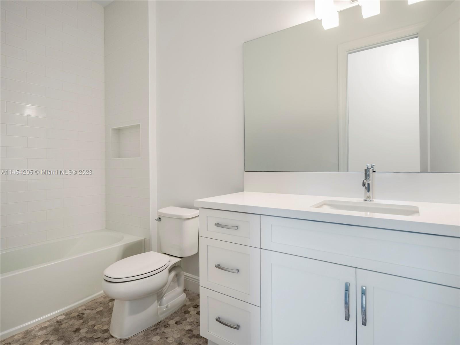 FLAMINGO RANCH ESTATES - Residential