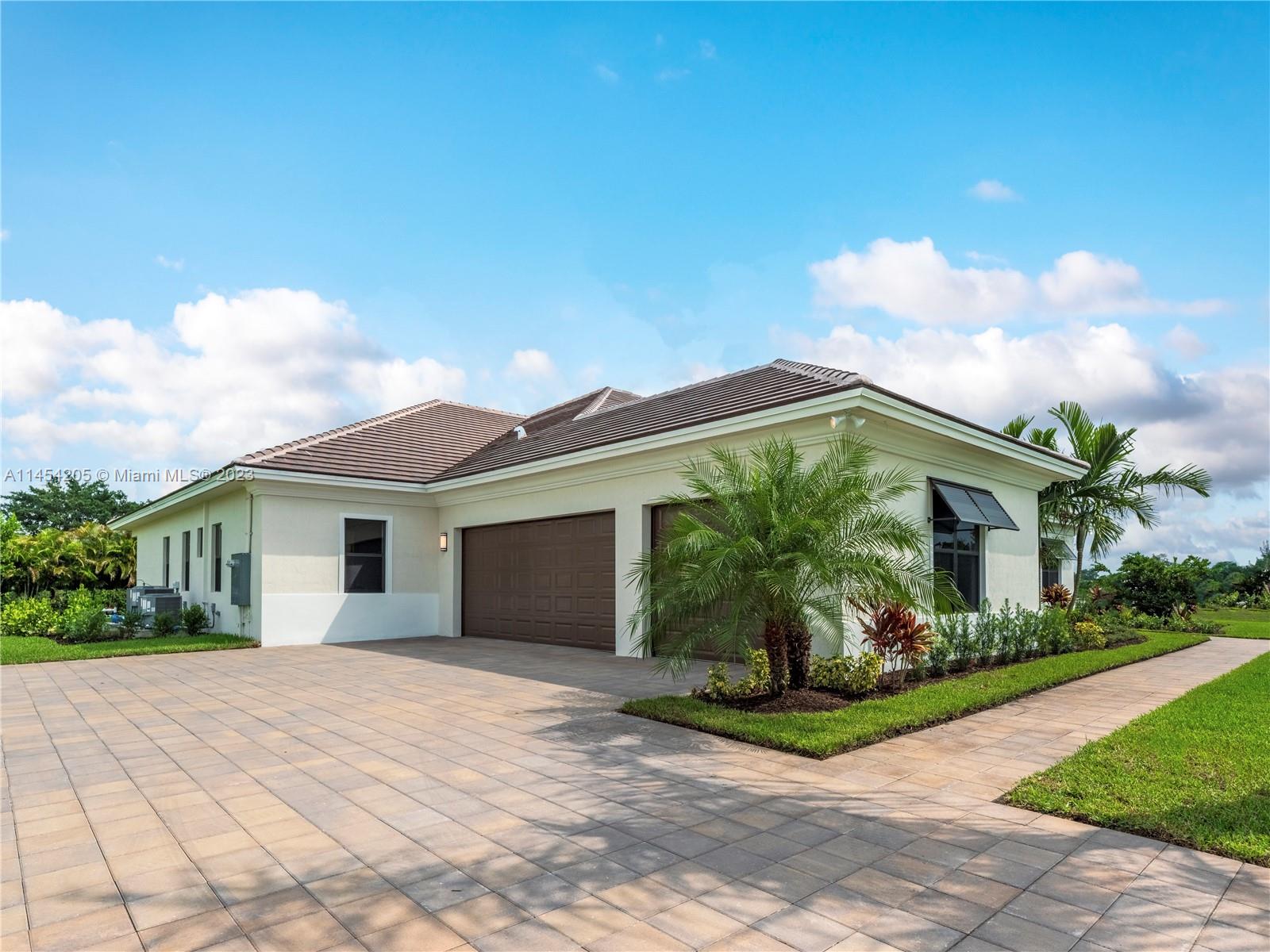 FLAMINGO RANCH ESTATES - Residential